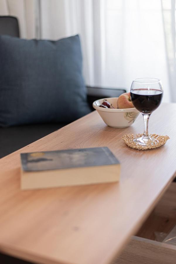 Mirtilo Apartment Oinofyta Eksteriør billede